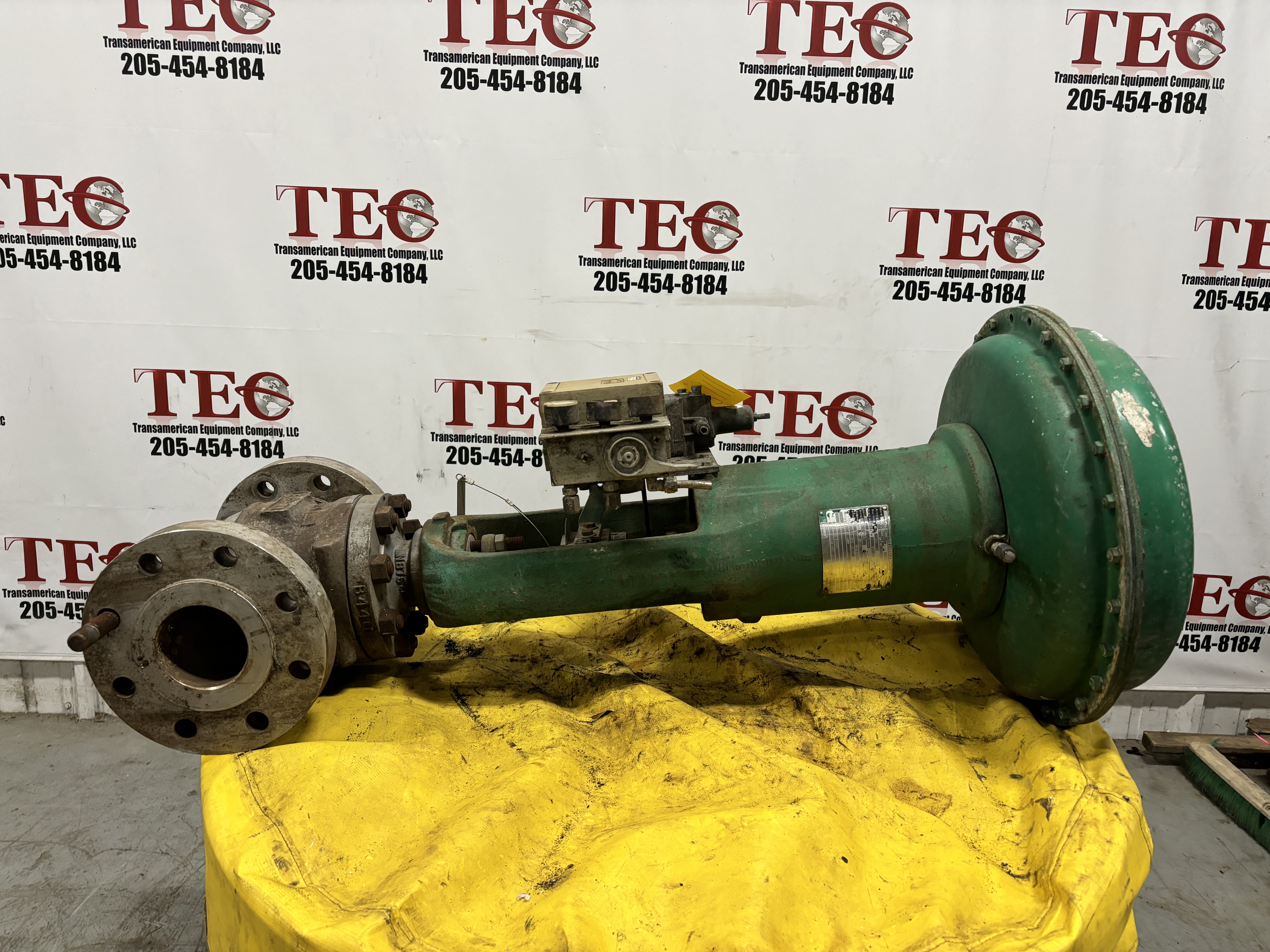 Fisher 4” CL600 CF8M w/ fisher Flanged 3382 3- 30 psi supply 20